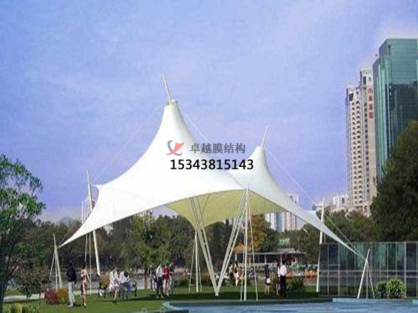 阜陽市膜結(jié)構(gòu)雨棚工程設計施工案例 　　